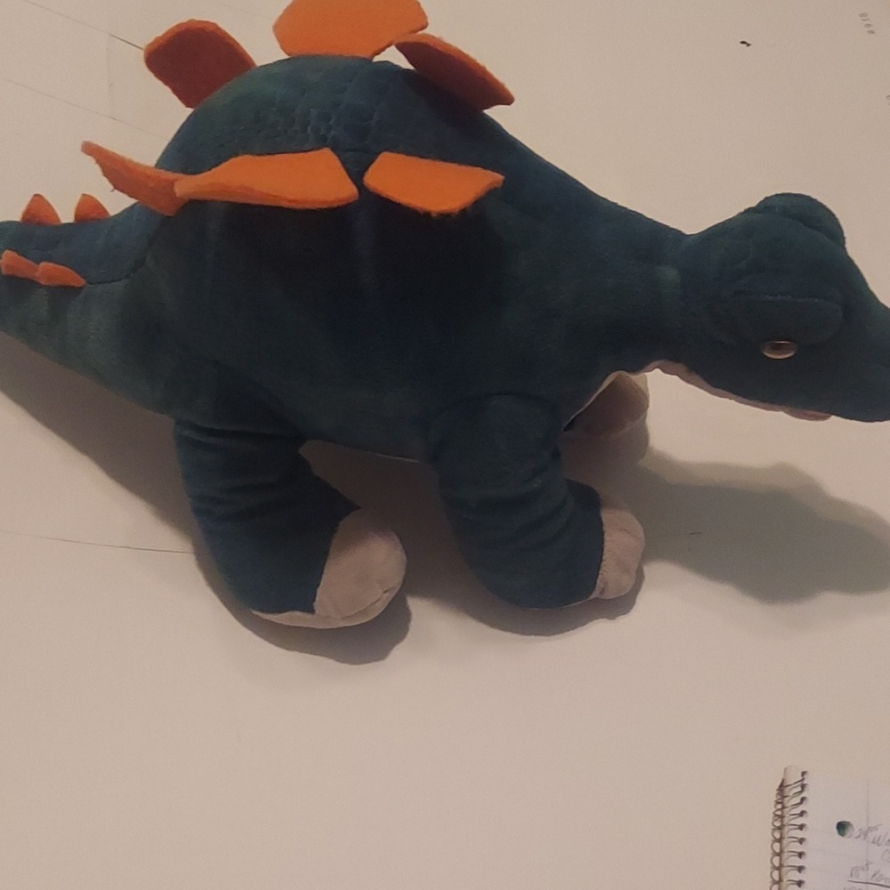 Build a bear stegosaurus gren & orange 18 inches long